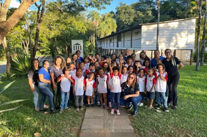 1_whatsapp_image_2025_04_11_at_12_14_22-49528517