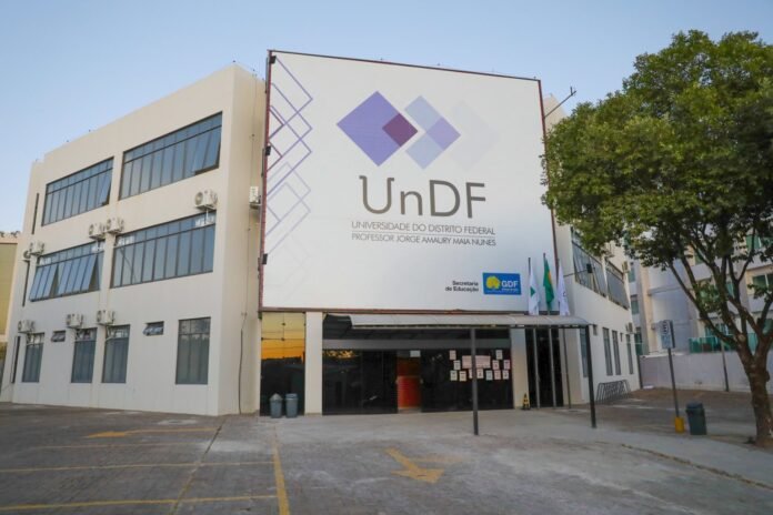 Foto-UnDF-Fachada-Campus-Norte-1-1536x1024