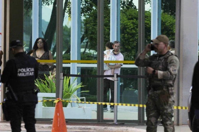 1_whatsapp_image_2025_05_22_at_17_07_38-52555442