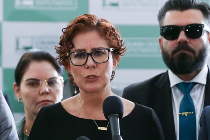 1_02082023_lula7884-54032265