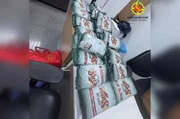 1_cafe_crime-56926590