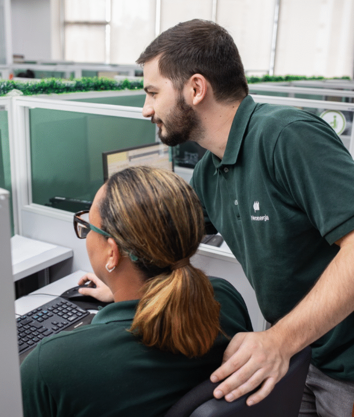 11.8. Atendimento itinerante. Foto Divulgação Neoenergia (1)