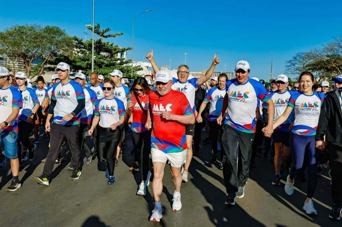 1_54817476215-6f047f5926-k-59302296