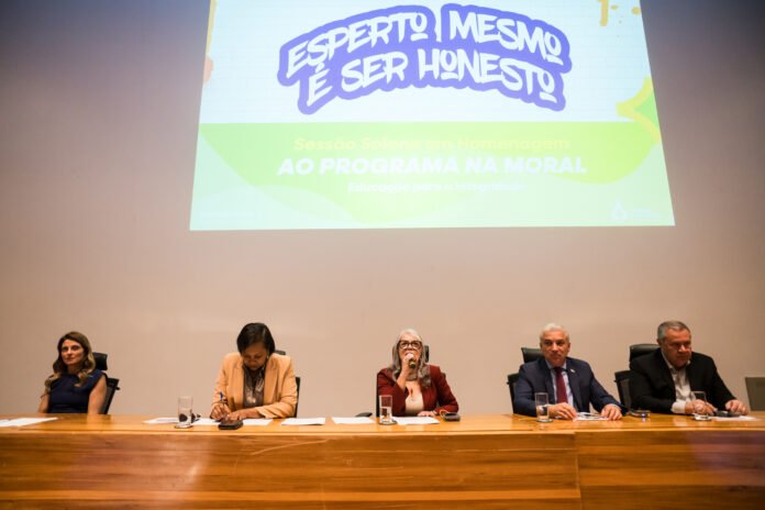 sessão-solene-cldf-capa