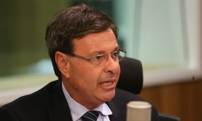 1_vac-abr-2103220203-63482744