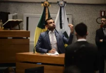 Fábio Félix aciona MP por risco ao patrimônio público em PL de socorro ao BRB