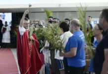 Bênção do Domingo de Ramos inicia celebração da semana santa na Catedral