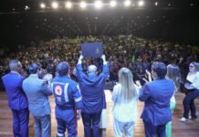 Governador Ibaneis Rocha nomeia 1.154 profissionais para reforçar a rede pública de saúde