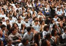 Estudantes de escolas públicas recebem formação sobre prevenção à violência e cultura de paz nas escolas