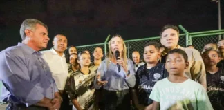 Arena de beach soccer e campo sintético em Ceilândia ganham iluminação pública