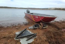 Avião anfíbio com duas pessoas cai no Lago Corumbá de Caldas Novas