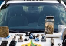 Três homens são presos por suspeita de tráfico de drogas no Itapoã